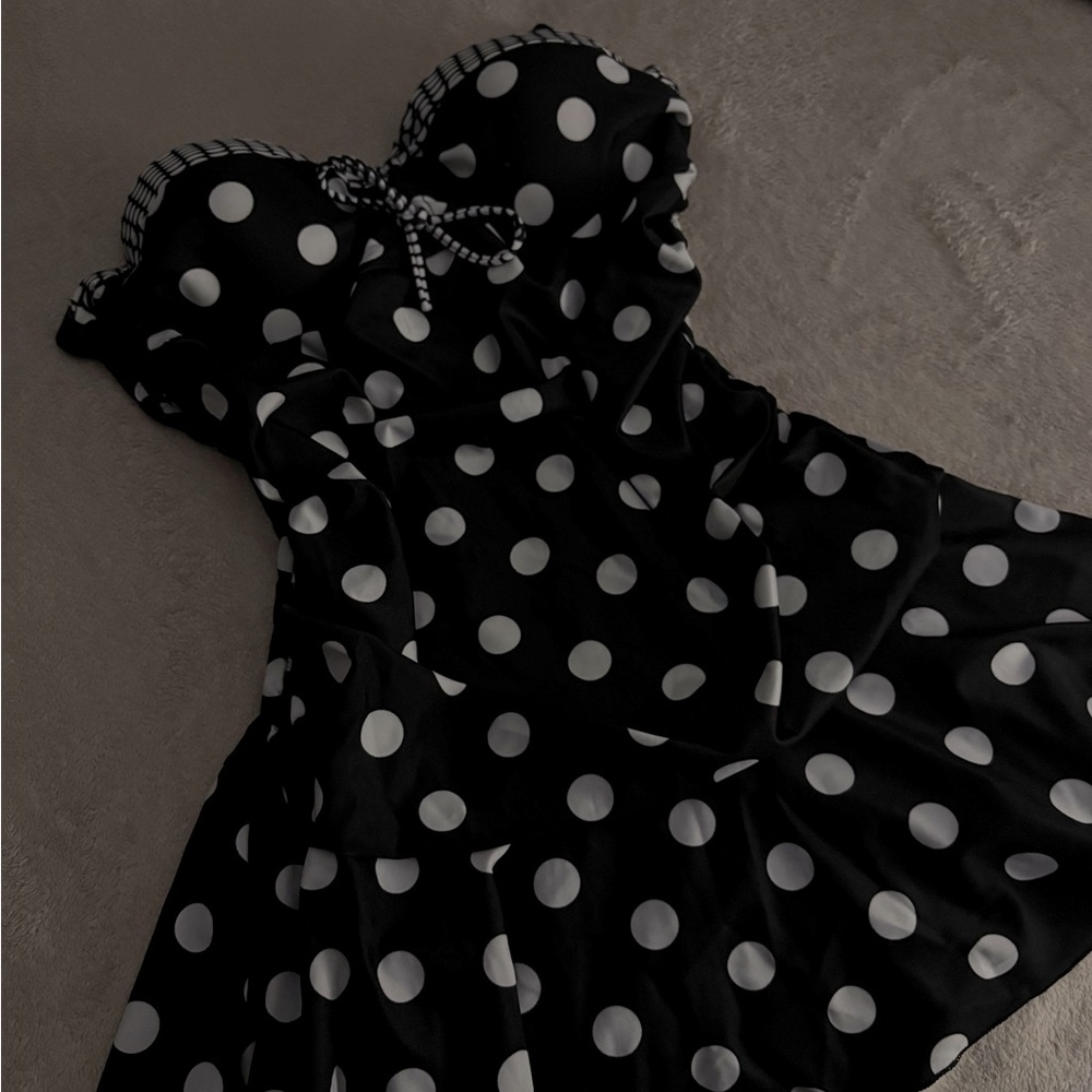 Stylish Polka Dot Strapless Dress